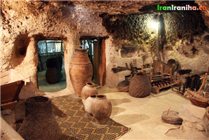  موزه‌ی  کوچک  مردم‌شناسی  روستای  میمند 