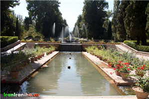  نمایی  از  باغ  شازده 