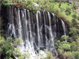  نمایی  از  آبشار  شوی. 