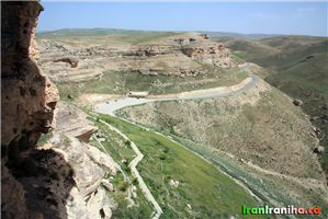  نمایی  از  ایوان  طبقه  چهارم 