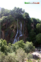  نمایی  از  آبشار  بیشه. 