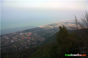  نمایی  از  ساحل  زیبای  رامسر 