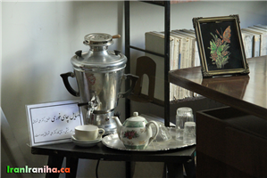  وسایل  چای‌خوری  که  به‌طور  همیشگی  در  اتاق  شریعتی  بوده  است. 
