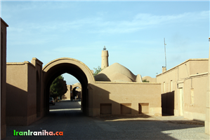 محوطه  پیرامون  مسجد. 