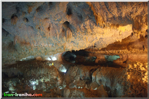  نمایی  زیبا  از  غار  کتله  خور 